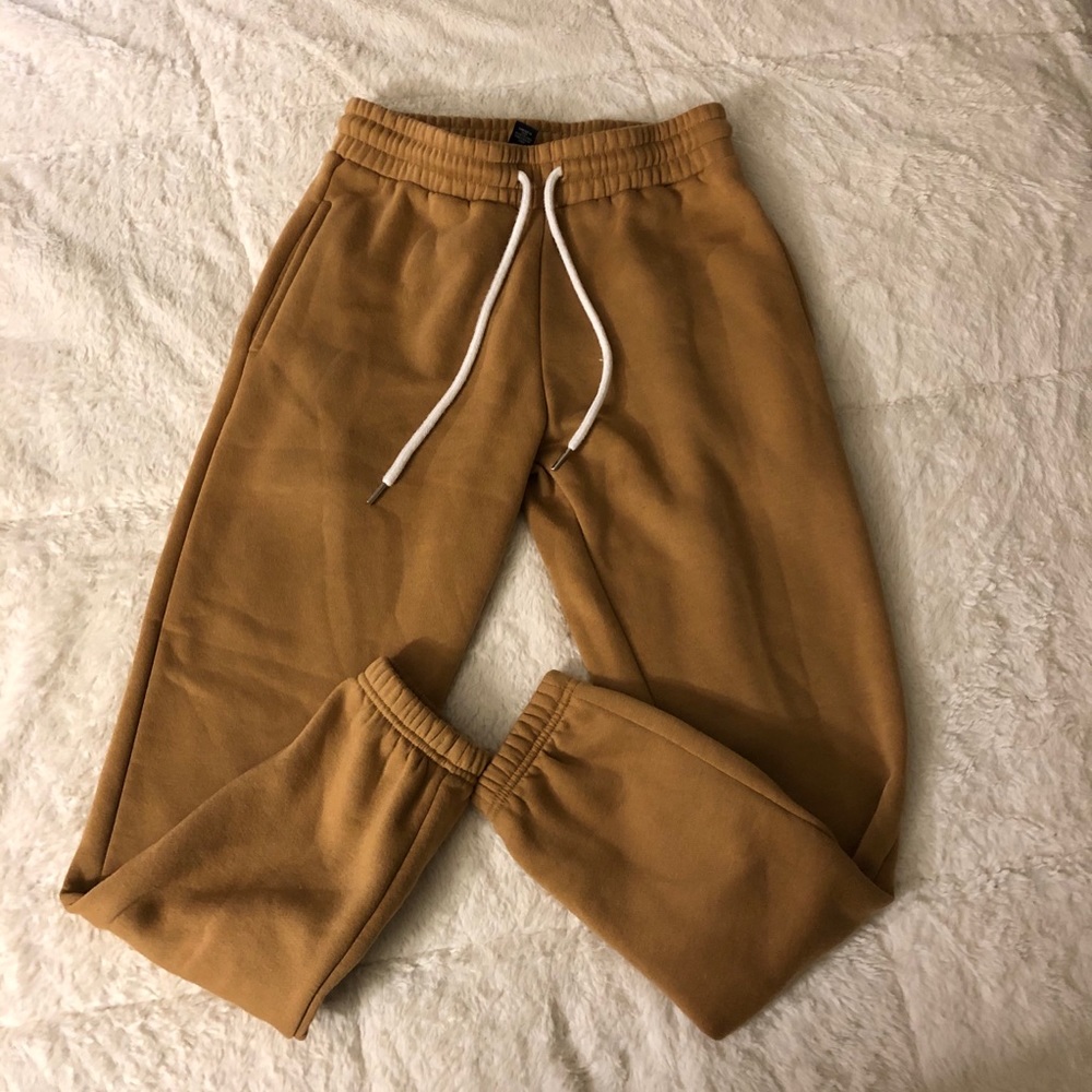 Sweatpants/joggers with drawstring pockets